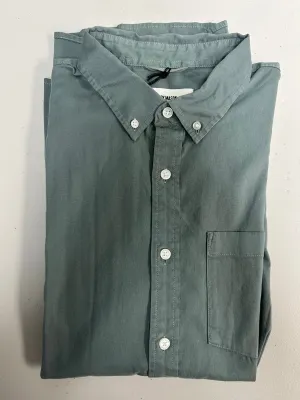 BUCK MASON CALIFORNIA OXFORD ONE POCKET BD SHIRT IN LAKE