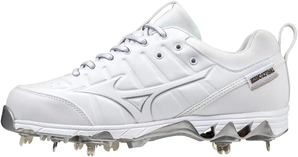 Mizuno Women's 9-Spike Swift 7 Softball Shoe