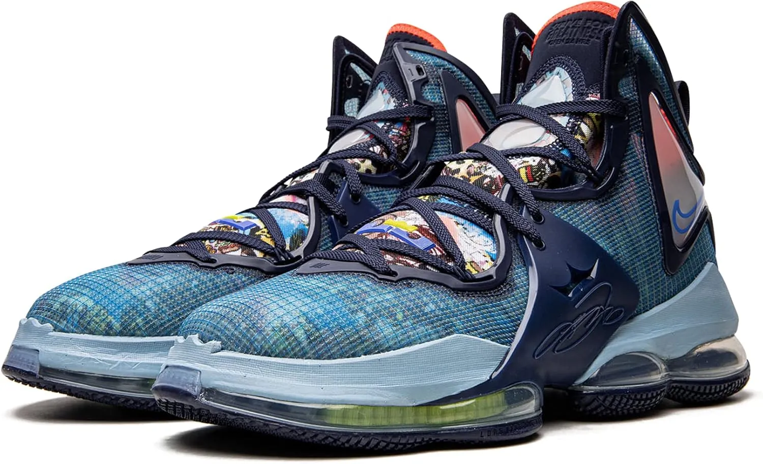 Nike mens Lebron 19 Basketball