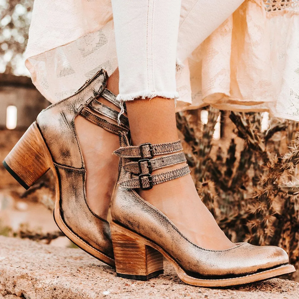 Randi Womens Shoes