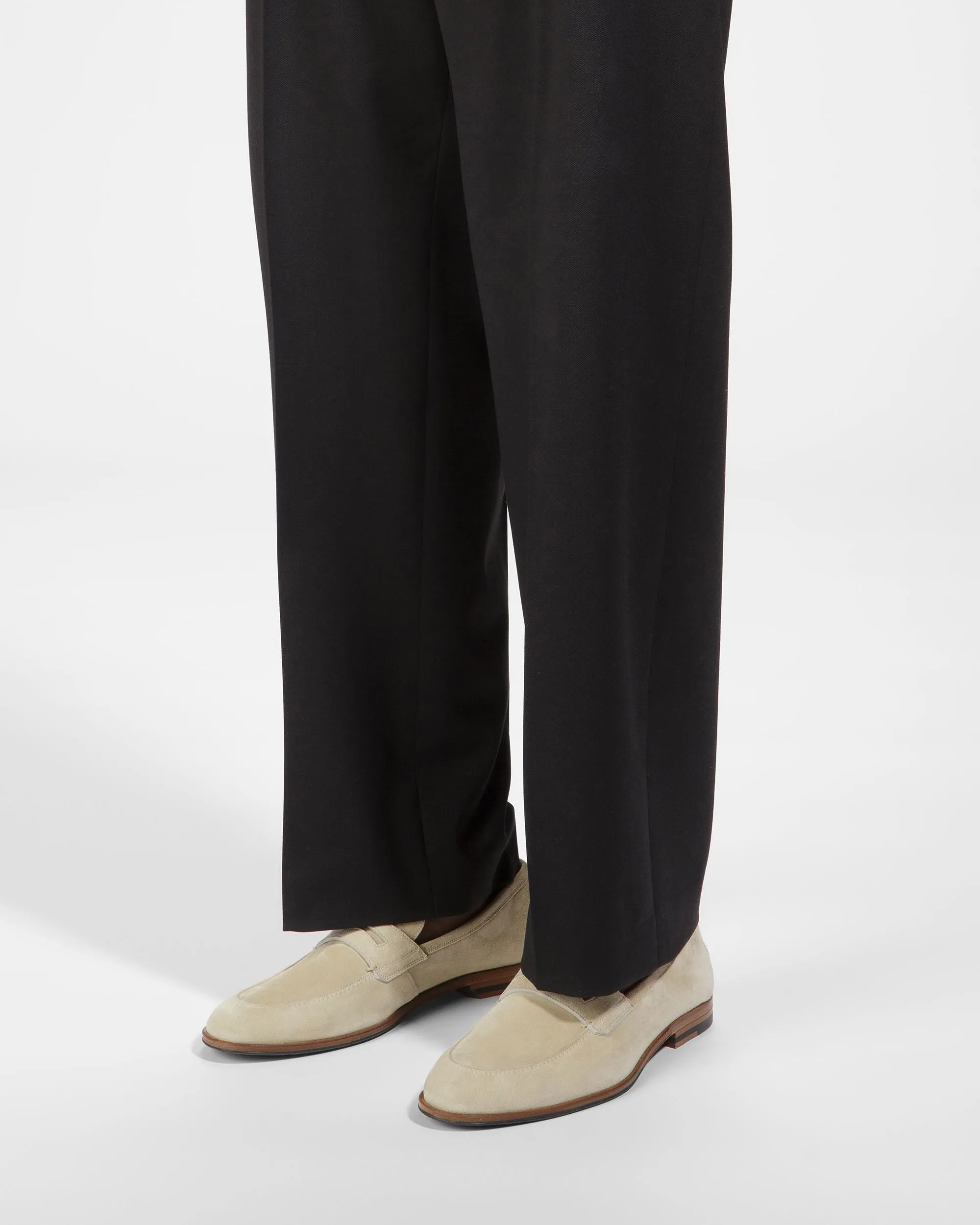 Webb Leather Loafers In Fossil