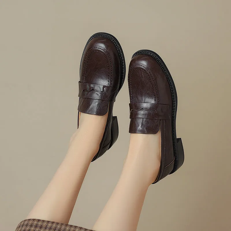 Women's Leather Round Toe Preppy Style Classic Low Heeled Loafers