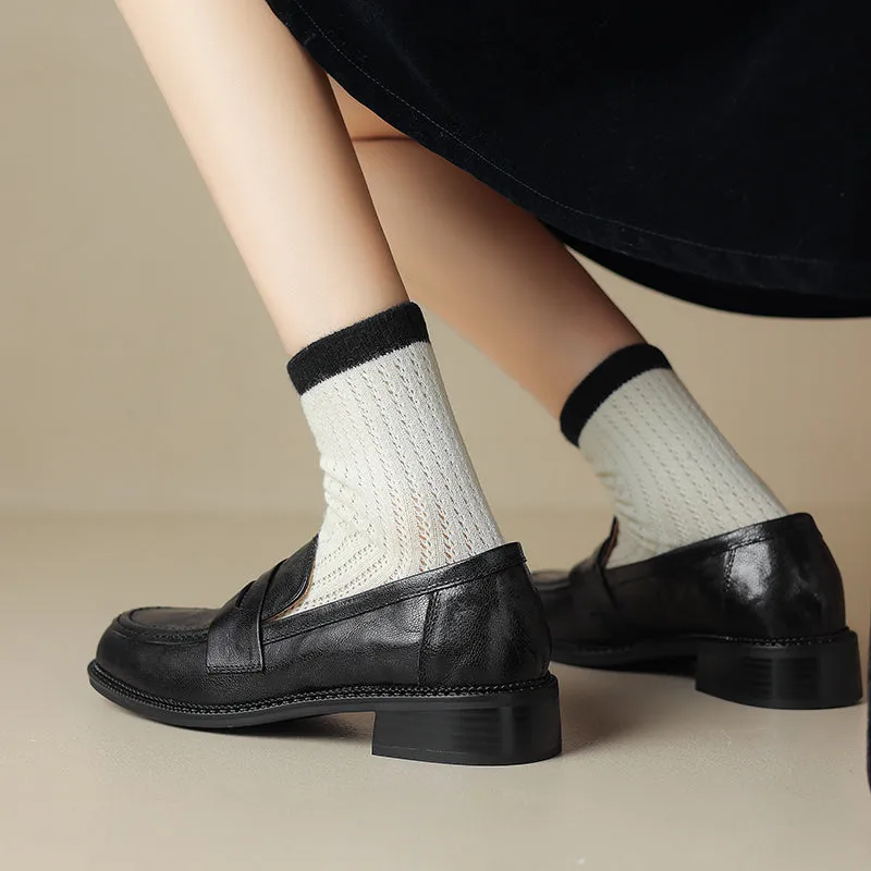 Women's Leather Round Toe Preppy Style Classic Low Heeled Loafers