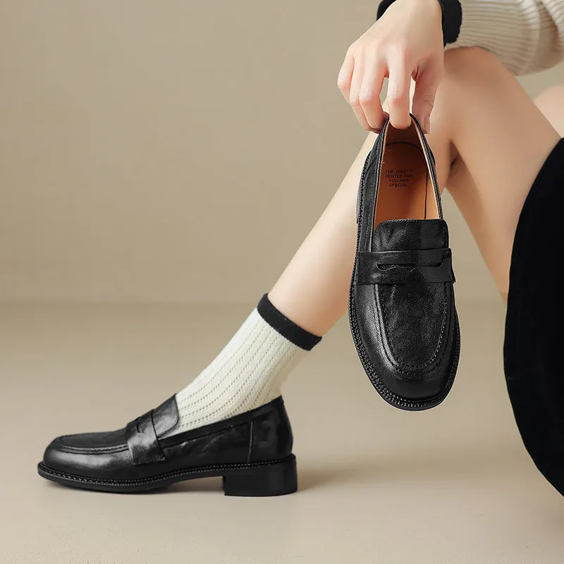 Women's Leather Round Toe Preppy Style Classic Low Heeled Loafers