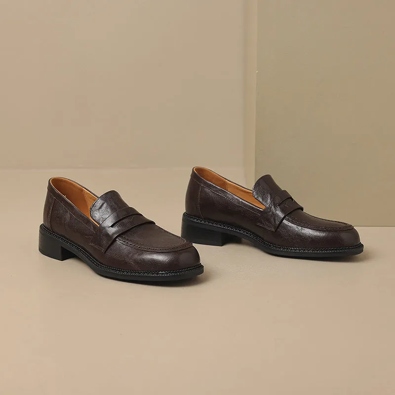 Women's Leather Round Toe Preppy Style Classic Low Heeled Loafers