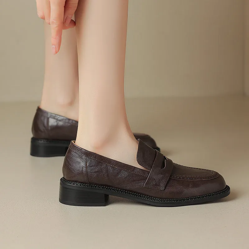 Women's Leather Round Toe Preppy Style Classic Low Heeled Loafers